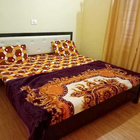 Oyo Hotel Ss Grand Lucknow Buitenkant foto